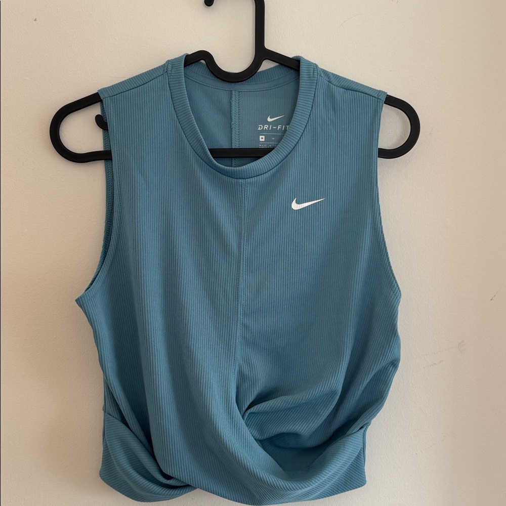 Nike Teal Sleeveless Athletic Tank